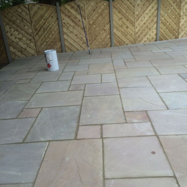 pavers chessington, surrey