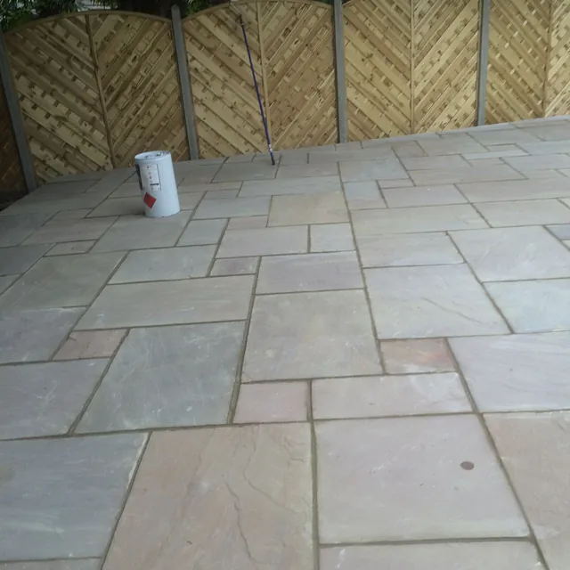 pavers chessington, surrey