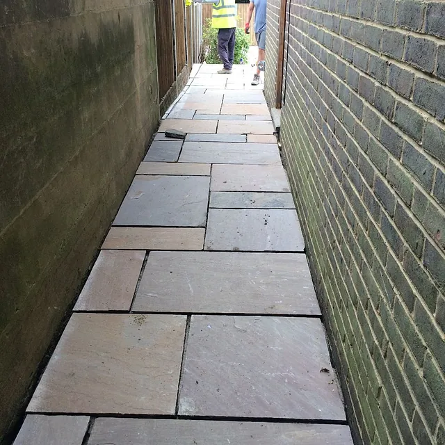 pavers chessington, surrey