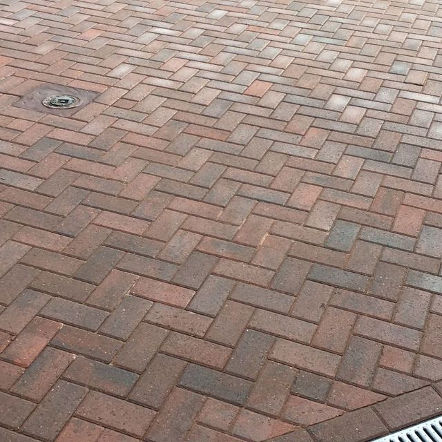 pavers chessington, surrey