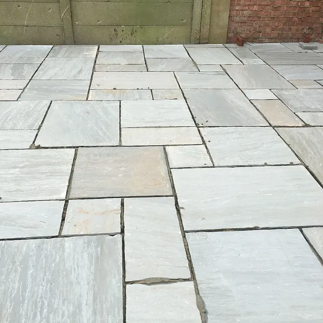 pavers chessington, surrey