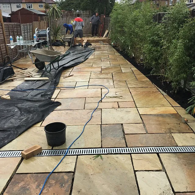 pavers chessington, surrey