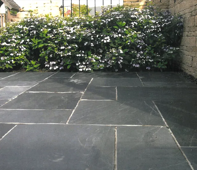 pavers chessington, surrey driveway pavers
