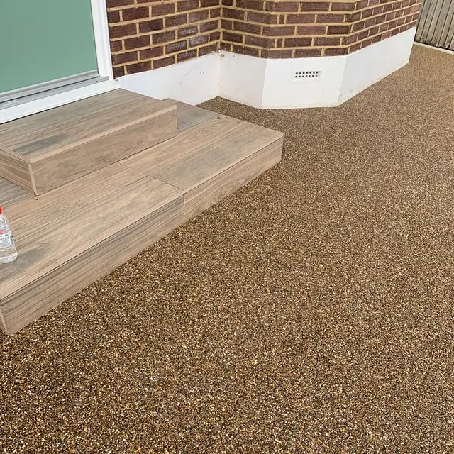 resin bond driveway
