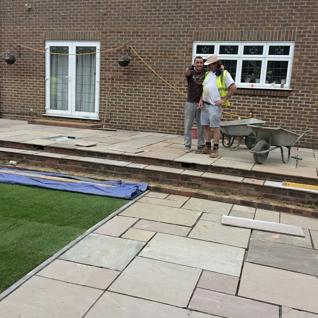 pavers chessington, surrey